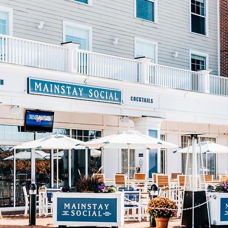 Salem Waterfront Hotel & Suites Exterior foto