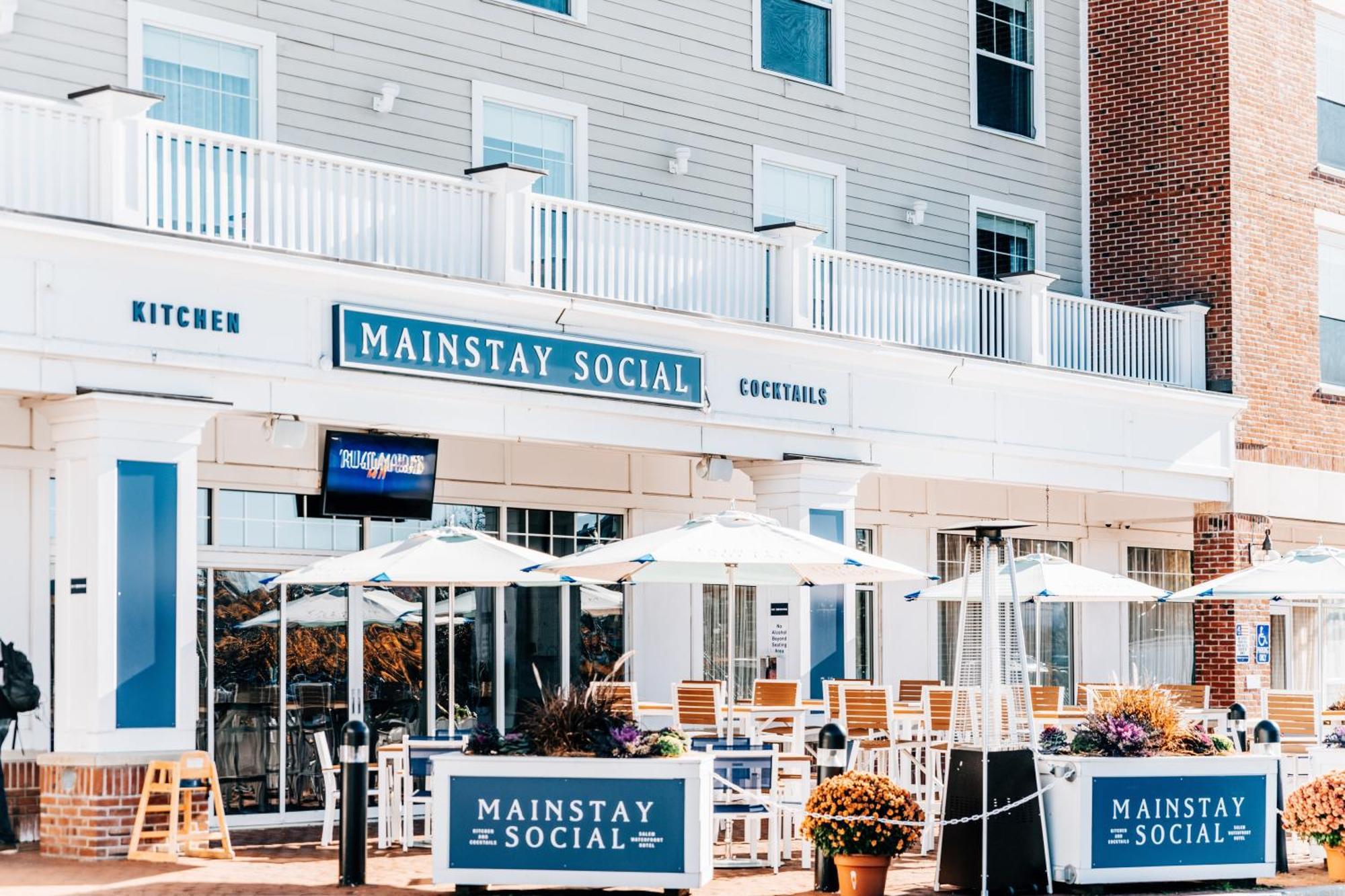 Salem Waterfront Hotel & Suites Exterior foto
