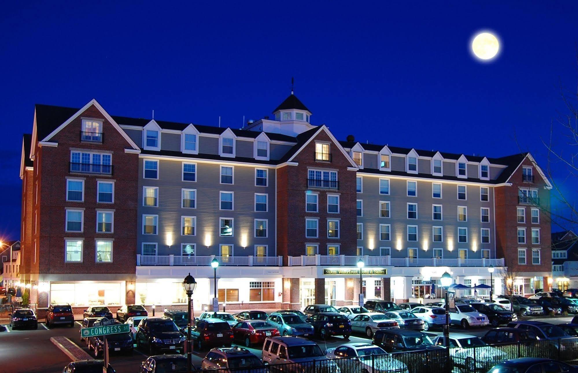 Salem Waterfront Hotel & Suites Exterior foto